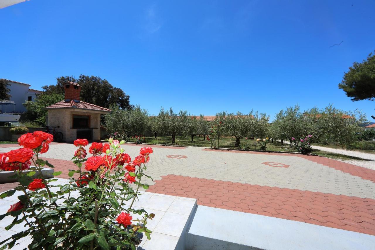 Apartmani Bruno Bibinje Bagian luar foto